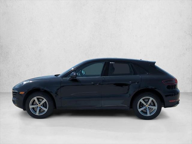 2017 Porsche Macan Unknown