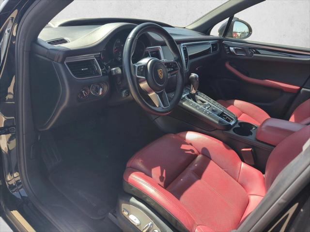 2017 Porsche Macan Unknown