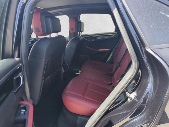 2017 Porsche Macan Unknown
