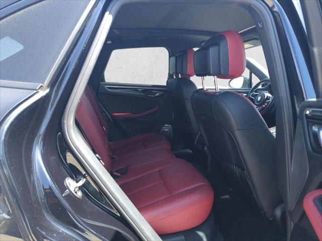 2017 Porsche Macan Unknown