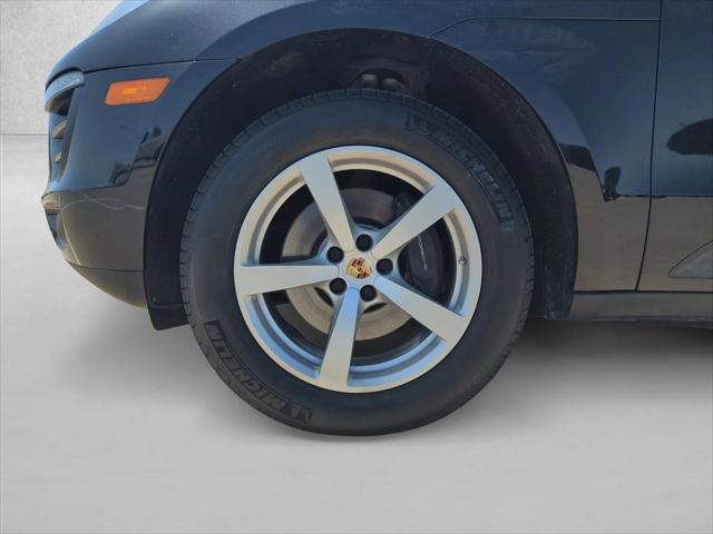 2017 Porsche Macan Unknown