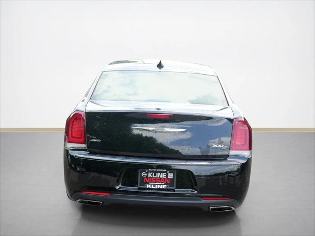 2017 Chrysler 300 300S AWD