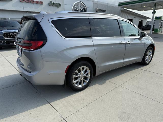 2021 Chrysler Pacifica Touring L AWD