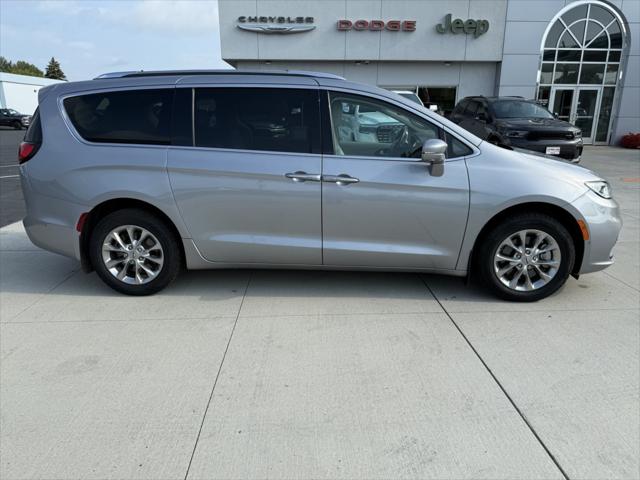 2021 Chrysler Pacifica Touring L AWD