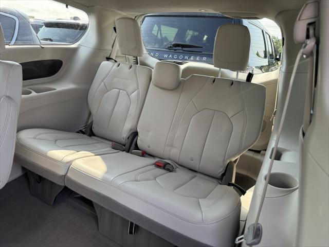 2021 Chrysler Pacifica Touring L AWD