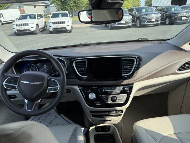 2021 Chrysler Pacifica Touring L AWD