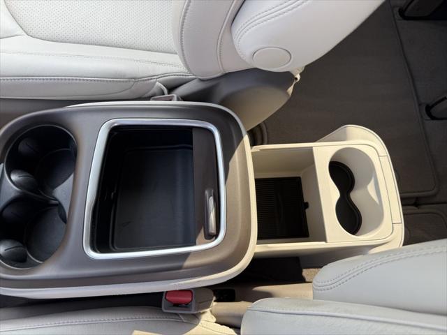 2021 Chrysler Pacifica Touring L AWD