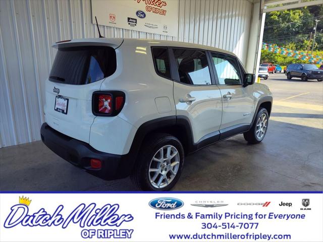 2023 Jeep Renegade Latitude 4x4 2023 Jeep Renegade Latitude 4x4