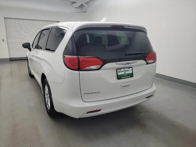 2017 Chrysler Pacifica LX