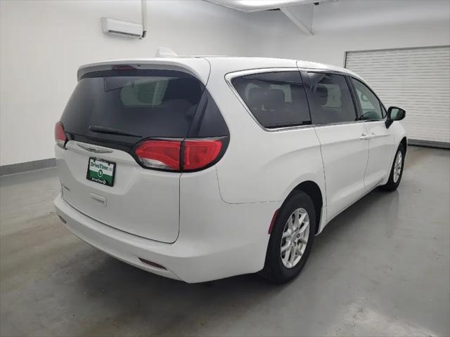 2017 Chrysler Pacifica LX