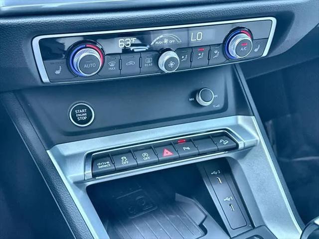 2025 Audi Q3 Premium 45 TFSI S line quattro Tiptronic