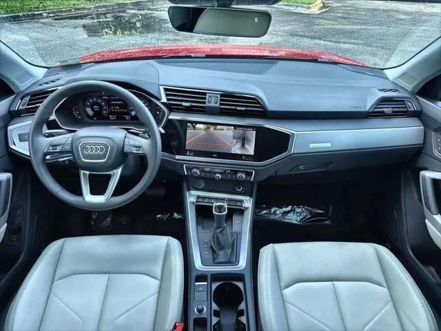 2025 Audi Q3 Premium 45 TFSI S line quattro Tiptronic