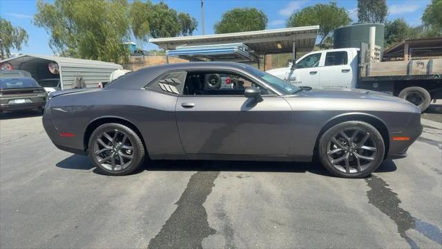 2021 Dodge Challenger SXT