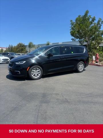 2025 Chrysler Pacifica Select for sale in Vista, CA