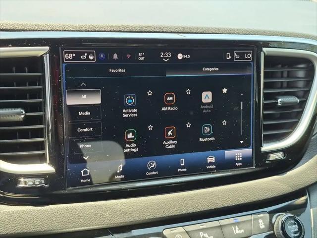 2025 Chrysler Pacifica Select