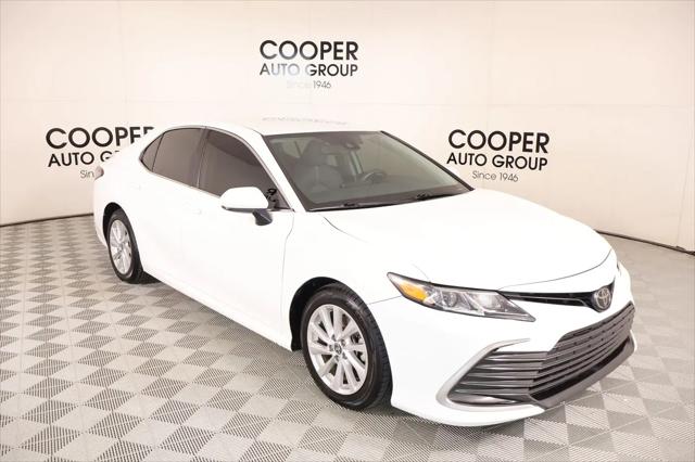 2023 Toyota Camry LE for sale in Yukon, OK