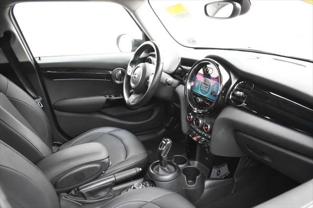 2023 MINI Hardtop Cooper