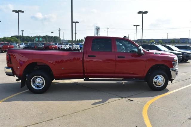 2026 Ram 3500 Tradesman Crew Cab 4x4 8 Box