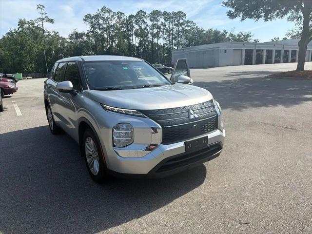 2024 Mitsubishi Outlander ES 2.5 2WD for sale in Jacksonville, FL