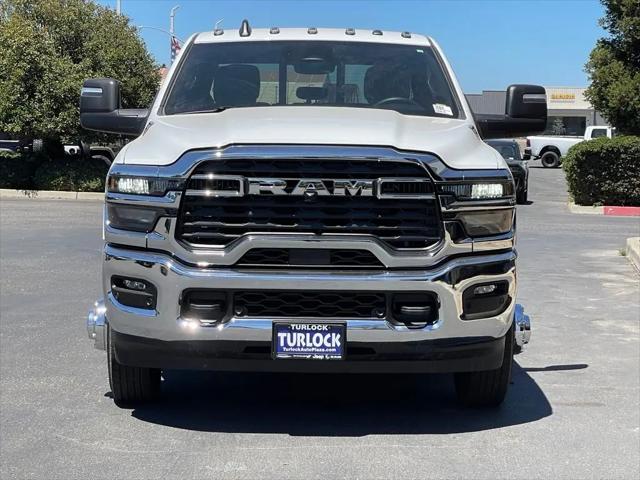 2026 Ram 3500 Tradesman Crew Cab 4x4 8 Box