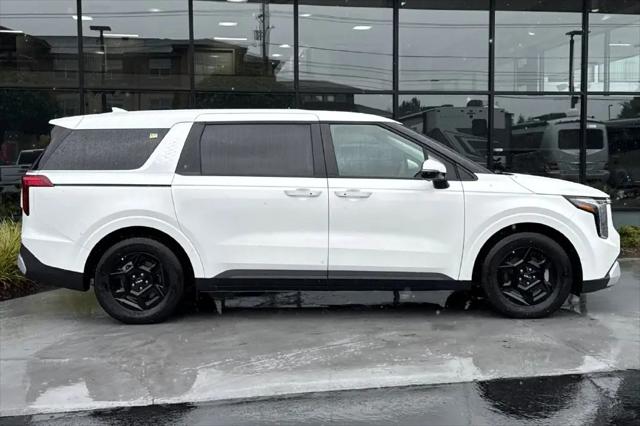 2027 Kia Carnival LXS