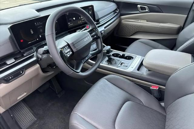 2027 Kia Carnival LXS