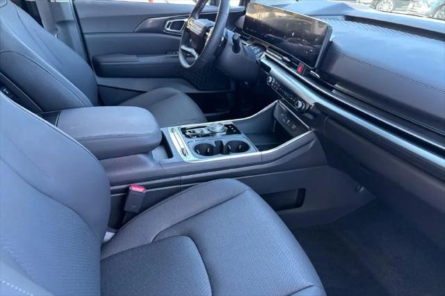 2027 Kia Carnival SX Prestige