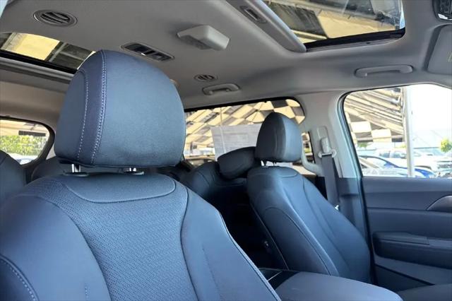 2027 Kia Carnival SX Prestige