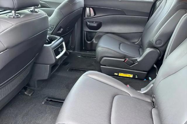 2027 Kia Carnival EX