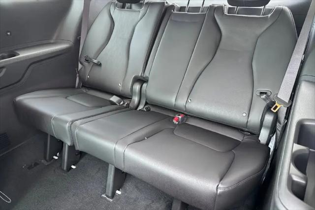 2027 Kia Carnival EX