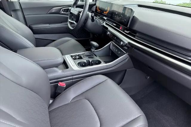 2027 Kia Carnival EX