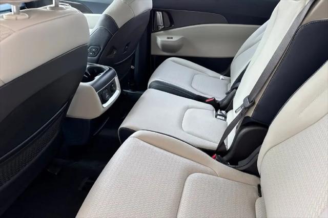 2027 Kia Carnival SX Prestige