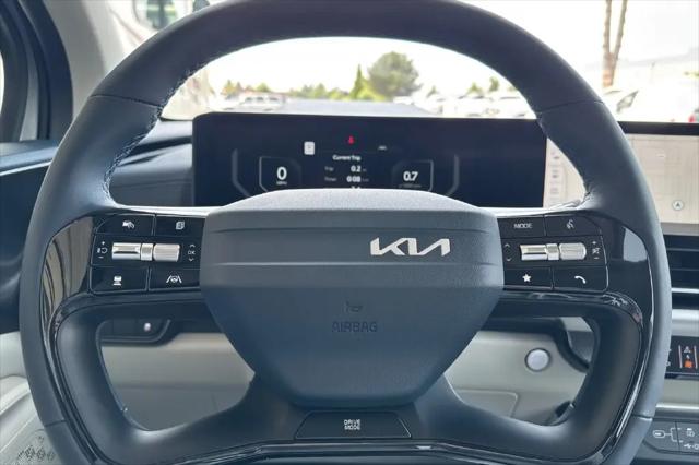 2027 Kia Carnival SX Prestige