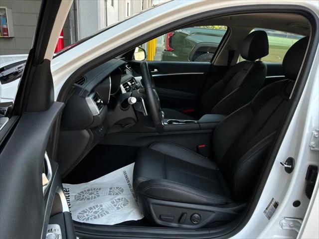 2026 Genesis G70 2.5T RWD