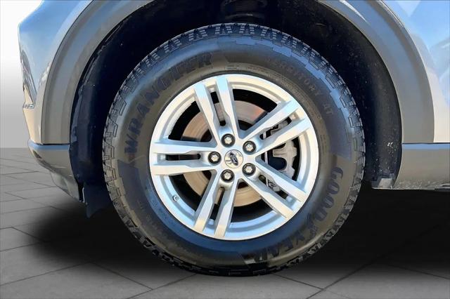 2021 Ford Explorer Base