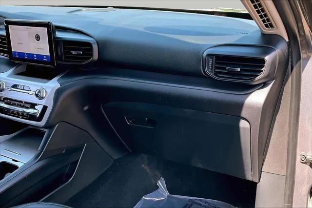 2021 Ford Explorer Base