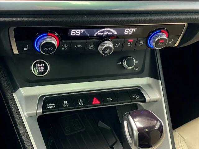 2024 Audi Q3 Premium 45 TFSI S line quattro Tiptronic