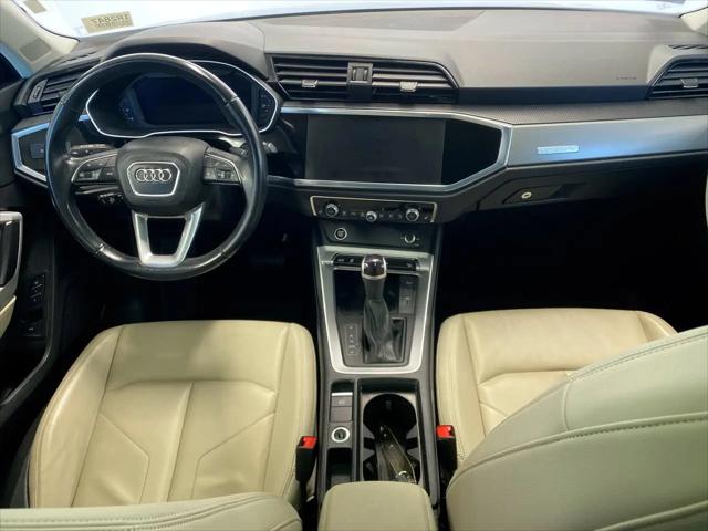2024 Audi Q3 Premium 45 TFSI S line quattro Tiptronic