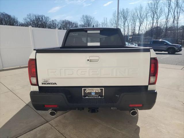 2026 Honda Ridgeline Black Edition Two-Tone