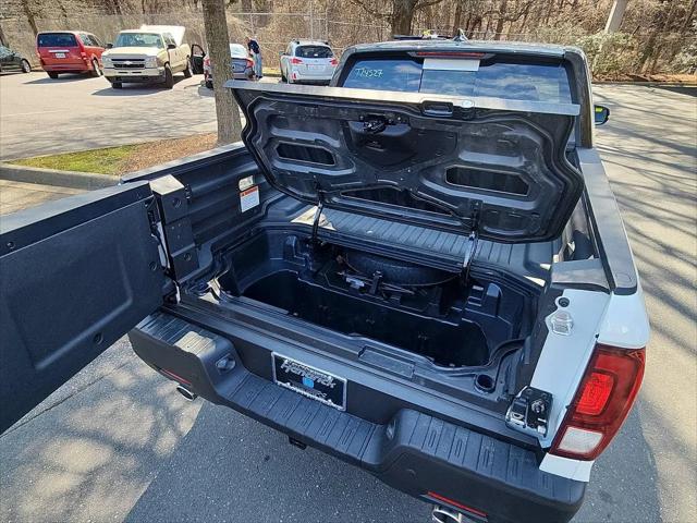2026 Honda Ridgeline Black Edition Two-Tone