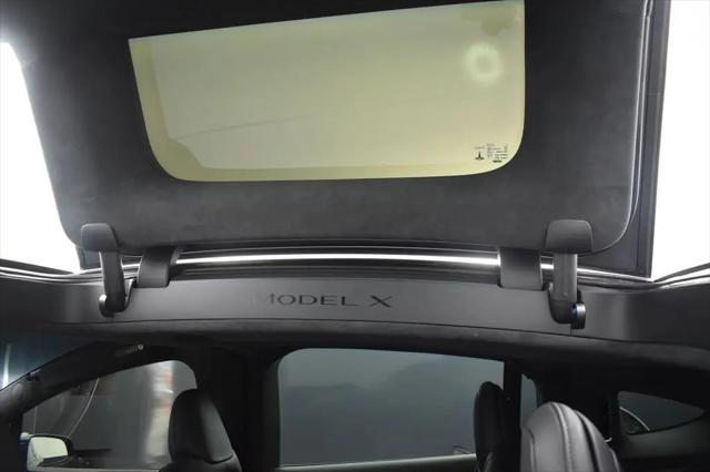 2023 Tesla Model X Standard Range