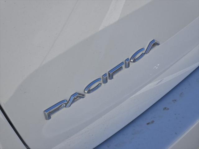 2027 Chrysler Pacifica Pinnacle