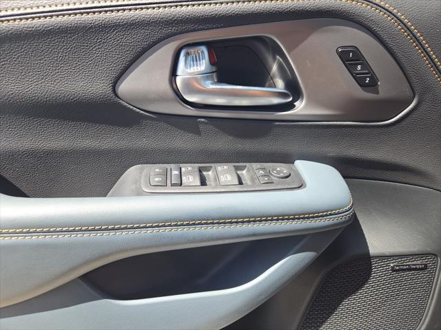 2027 Chrysler Pacifica Pinnacle