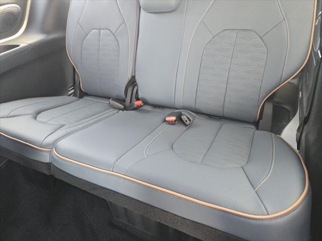 2027 Chrysler Pacifica Pinnacle