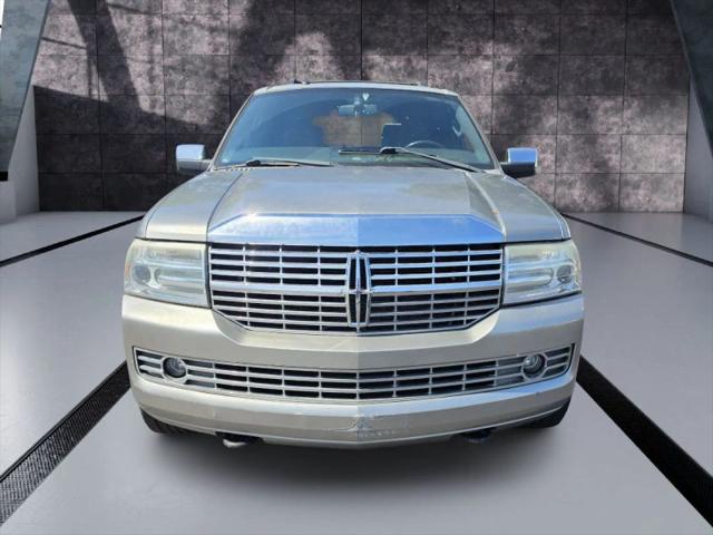 2008 Lincoln Navigator Base for sale in Lake Station, IN