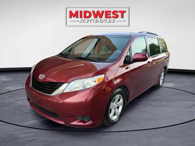 2013 Toyota Sienna LE V6 8 Passenger for sale in Skokie, IL