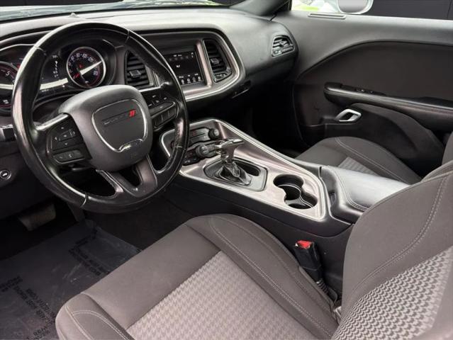 2021 Dodge Challenger SXT