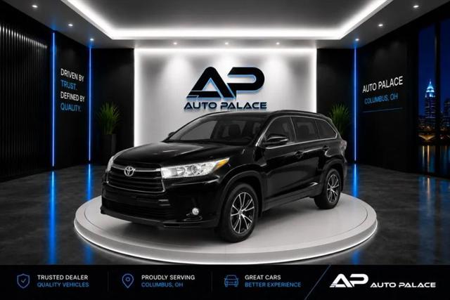2018 Toyota Highlander SE for sale near Columbus, OH