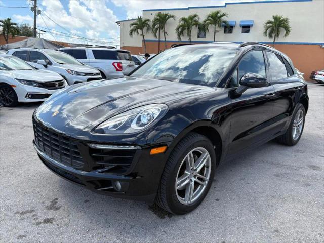 2017 Porsche Macan Base for sale in Miami, FL