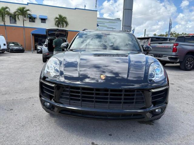 2017 Porsche Macan Base
